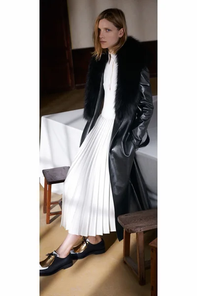 Look 12